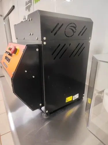 VENDO MODELADORA DE SALGADOS INTERLASER