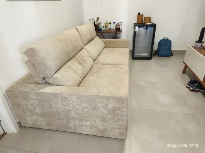 Sofá retrátil e reclinável da Líder Interiores