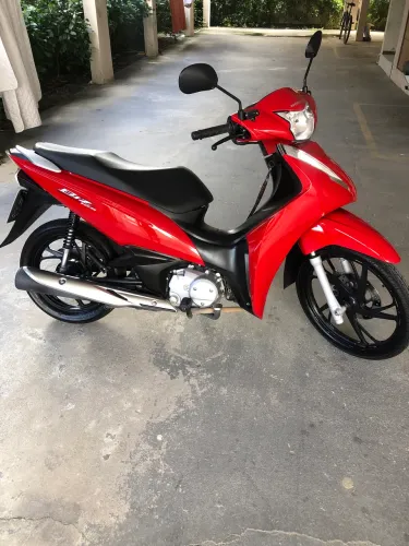Vende- se