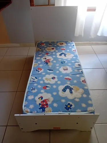 Cama infantil com colchão Ortobom
