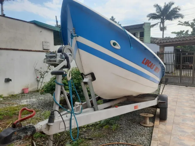 Barco de fibra completo
