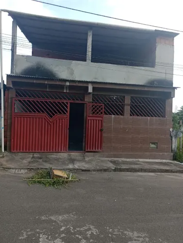 Casa a venda