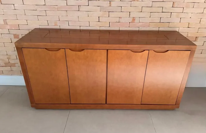 VENDO BUFFET/APARADOR DE MADEIRA