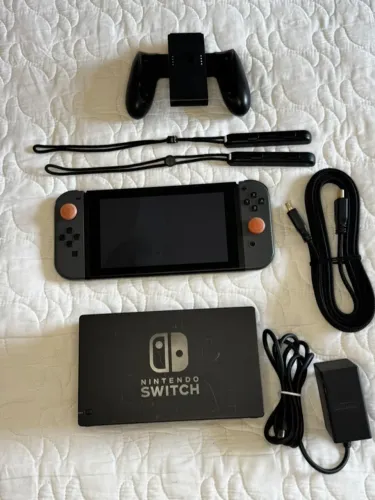 Nintendo Switch Original V2 / HAC-001 (-01) Completo