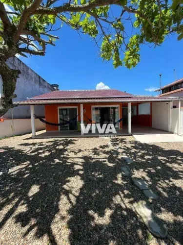 Casa com 3 dormitórios para alugar, 100 m² por R$ 3.810,00/mês - Itajuba - Barra Velha/SC