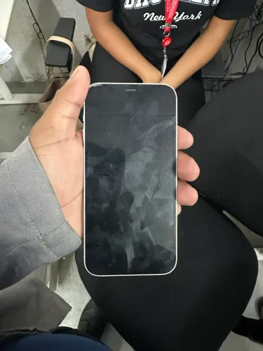 IPhone 12 nunca aberto caixa e nota fiscal