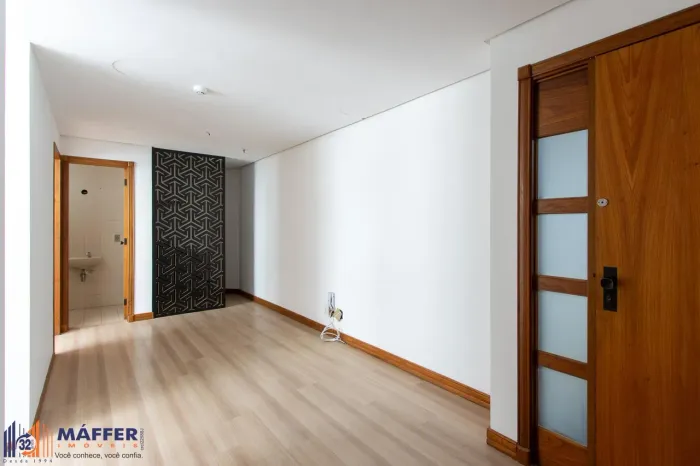 Sala comercial para venda em Boa Vista com 3 salas, 1 vaga e ótima localização
