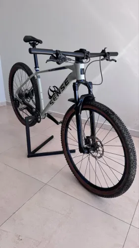 Sense impact Race 2023 tamanho L