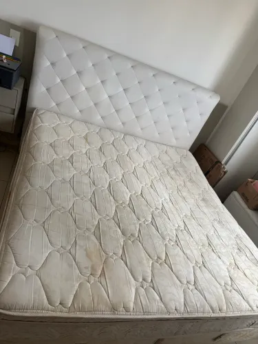 Cama box king com colchão e cabeceira - Ortobom