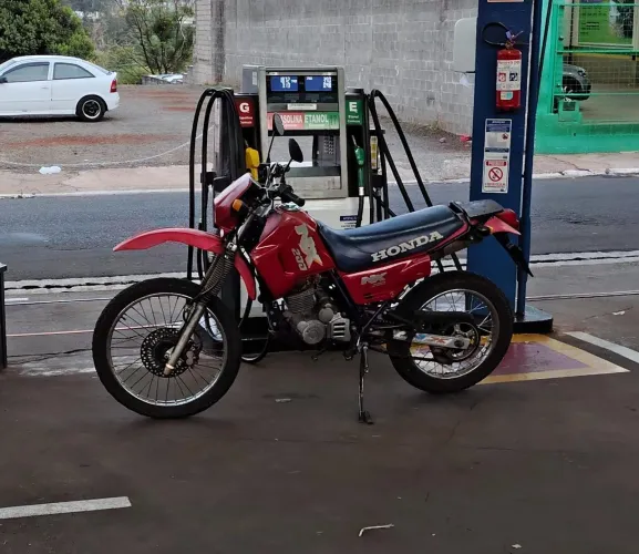 Nx 200 1994