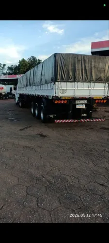 Carreta randon 2010