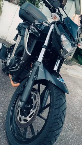 Vendo Fazer 250 2019