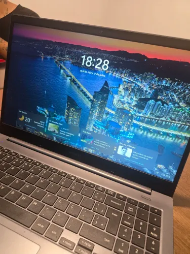 Notebook Samsung Book NP550XDA-KH2BR - Intel Core 11a Geraçao - 8gbRAM - SSD 256GB