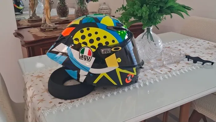 Capacete agv pista gp rr/VR 46