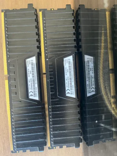 Ddr4 Corsair Vengeance 3000mhz