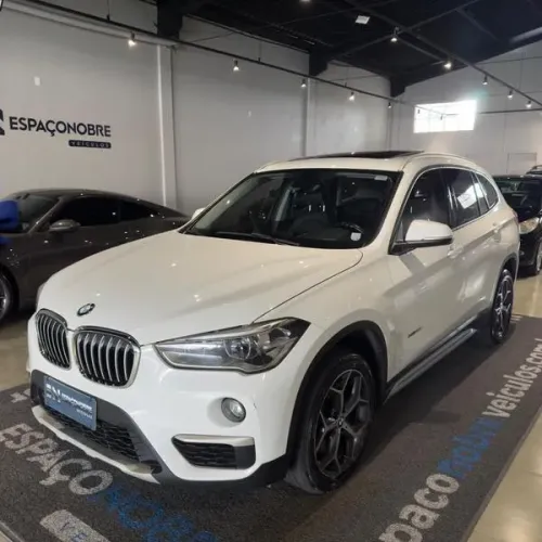 BMW X1 Sdrive 20I X-line 2.0 TB Active Flex 2018