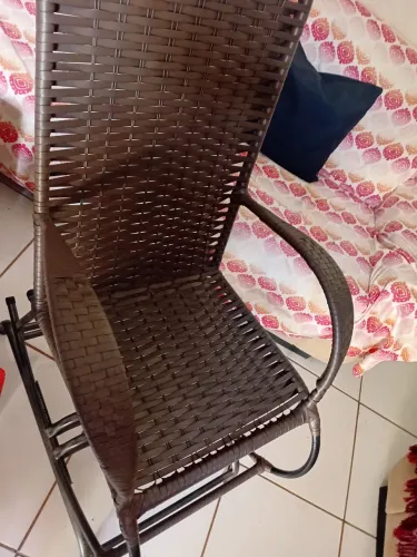 Cadeiras de palha é luxo ...