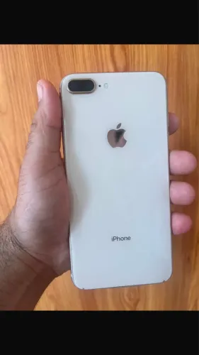 Vendo iPhone 8 Plus de 64 gigas 