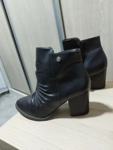Bota e sapato 