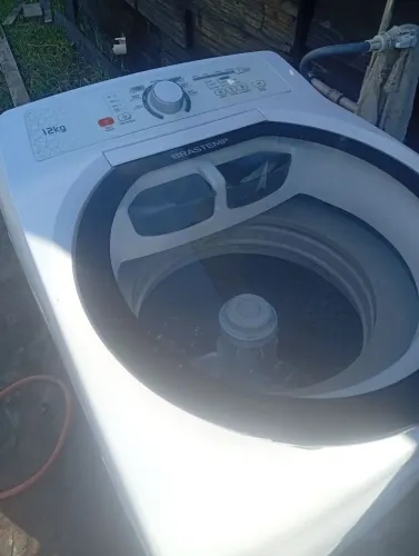 Máquina de lavar roupa Brastemp 12kg funcionando perfeitamente