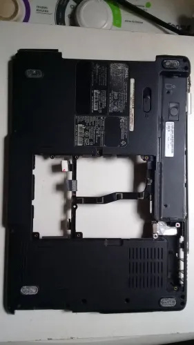 Carcaça base chassis notebook Dell Inspiron 1525