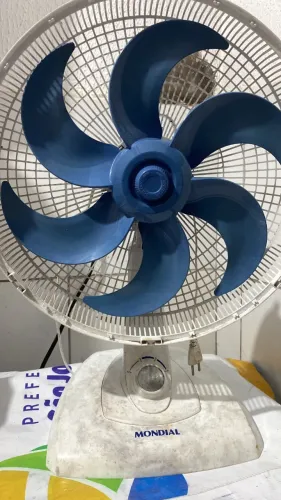Vendo um ventilador 