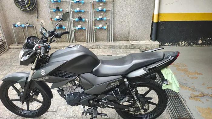 vende-se ou troca fazer 150 ano modelo 2025