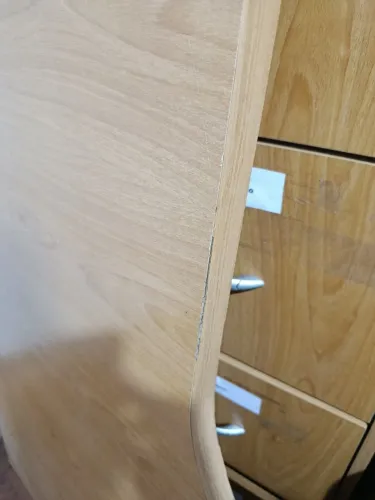 Mesa de escritório sem os pés 