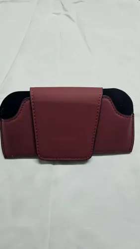 Porta Óculos Suporte Carro Estojo Couro Quebra Sol Universal Vinho