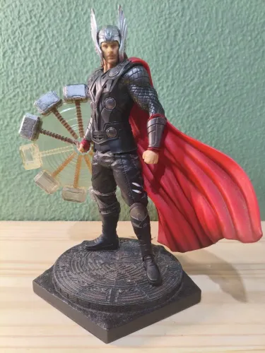 THOR DELUXE | IRON STUDIOS ART SCALE 1/10 - MARVEL