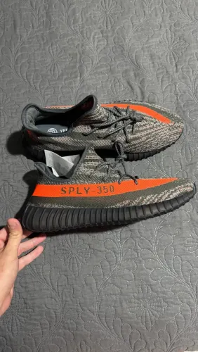 yeezy 350 dark beluga tamanho 42