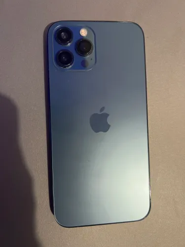 Ifhone 12 pro Max novo!!!
