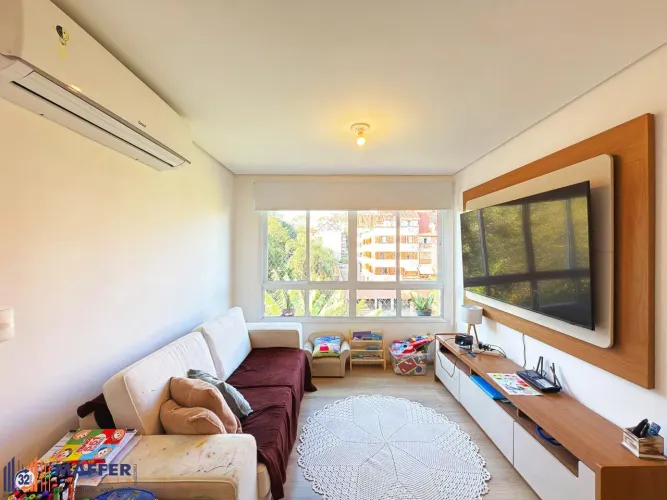 Apartamento com 2 dormitórios e 1 vaga coberta na Dea Coufal
