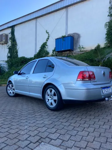 Volkswagen Bora 2.0/ 2.0 Flex 8V Aut. 2009