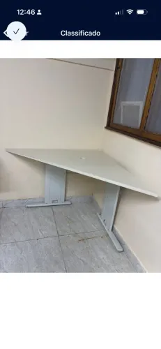 Mesa de canto escritório