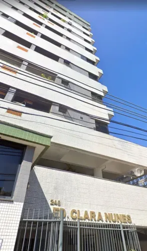 031/// ED. CLARA NUNES COM ELEVADOR 3 QUARTOS NO CENTRO DA CIDADE