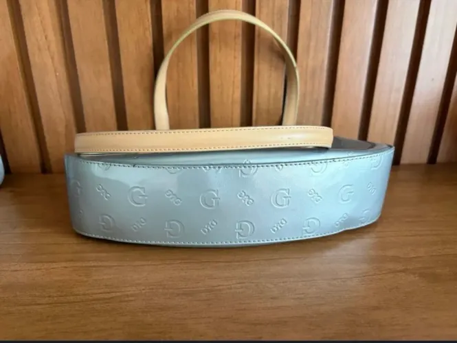 Bolsa guess