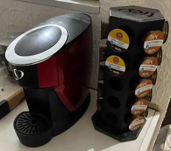 Cafeteira cápsulas 3 corações
