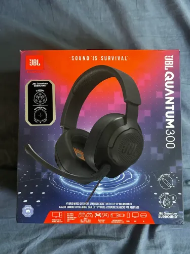 Vendo Headset JBL Quantum 300