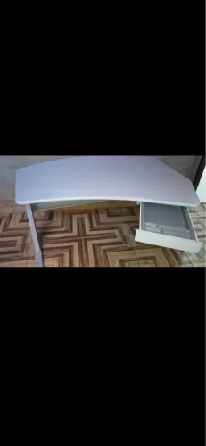 Vende-se mesa de escritório