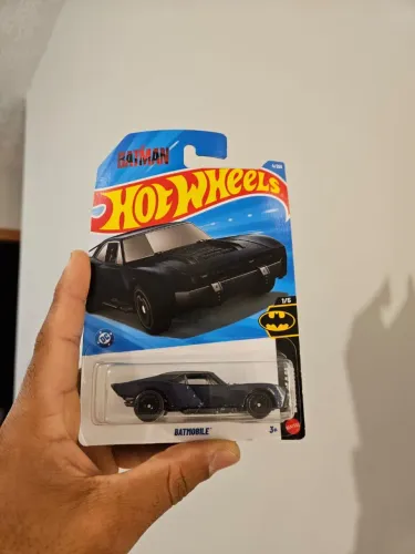 Hot Wheels BATMOBILE / temático 