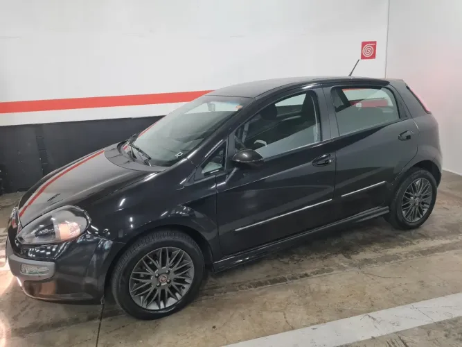 Fiat Punto Sporting Dualogic 1.8 Flex 16V 5P 2016