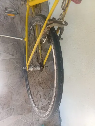 Bicicleta pneu speed 600,00