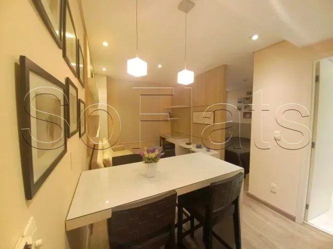 Flat à venda em Pinheiros no Mercure SP mobiliado com vaga próximo ao metrô