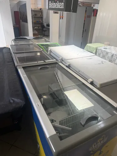 Lote de freezers pra manutenção 