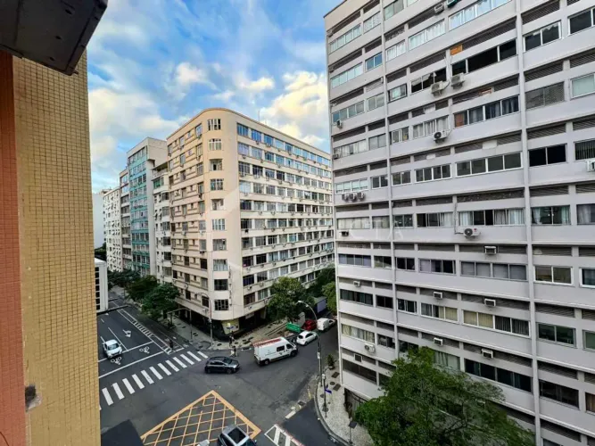 OPORTUNIDADE ÚNICA DE 3 QUARTOS COM VAGA E DOCUMENTAÇÃO CRISTALINA!