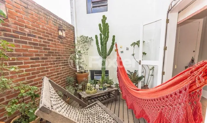 Apartamento à venda Rua Brito Peixoto, Passo da Areia - Porto Alegre