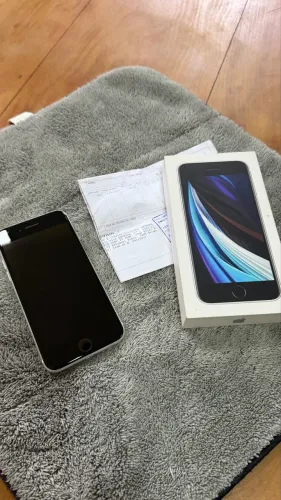 iPhone SE 64gb com nota fiscal e caixa
