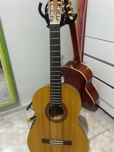 Vendo violão yamaha C40M !
