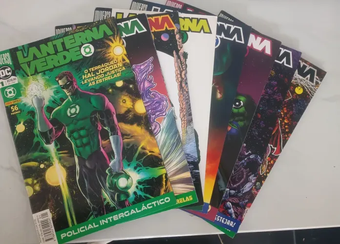 Coleção completa, HQ Lanterna Verde do Grant Morrison.